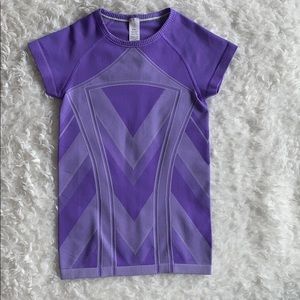 Ivivva Lululemon fly tech short sleeve - like new
